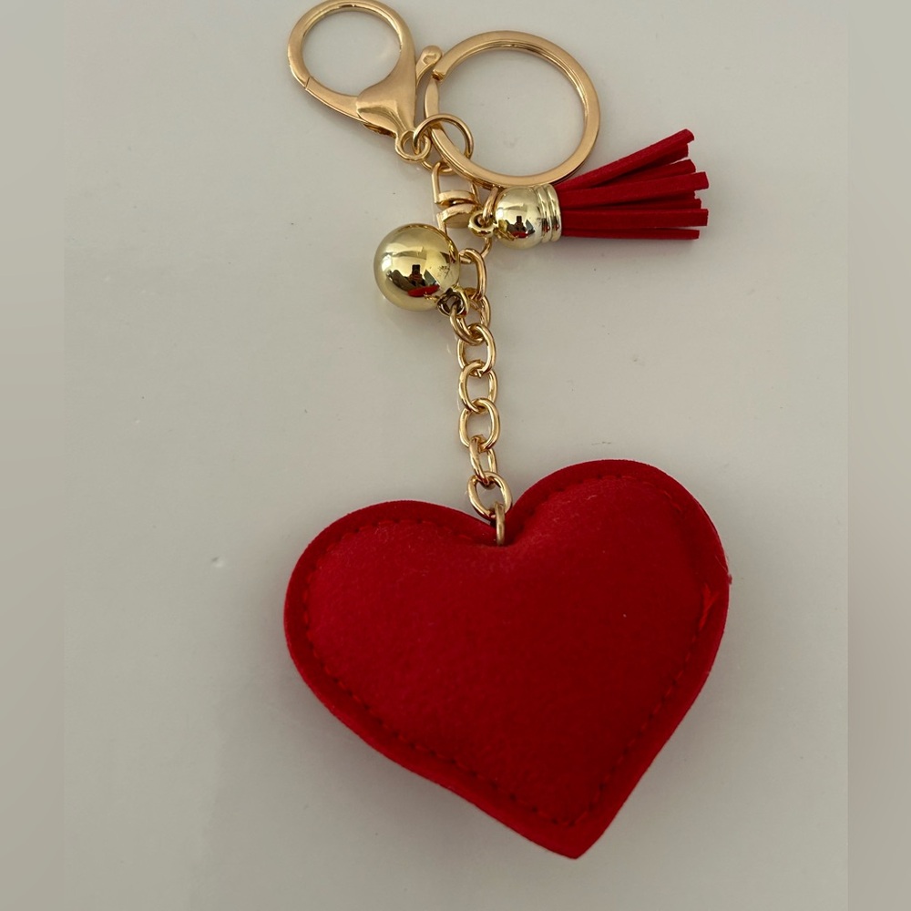 Red Rhinestone Heart Keychain Charm Bag Charm Tassel Gold Hardware New - Picture 4 of 5